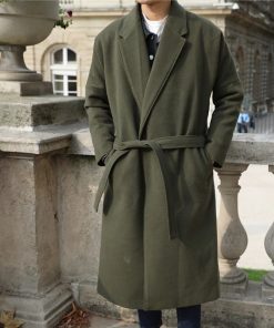 Minimalist's long coat